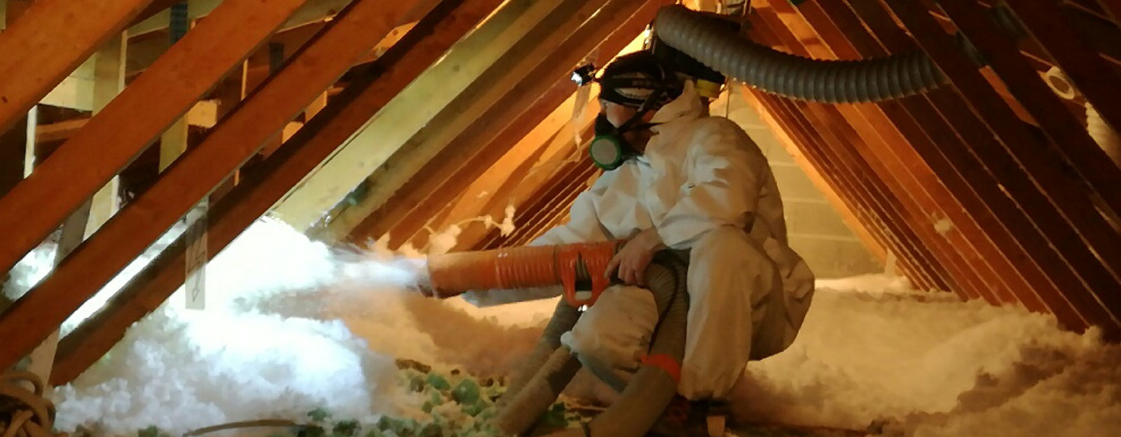 Isolation des combles en ouate de cellulose sur les départements de l'Isère et du Rhône